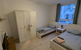 Moderne Wohnung Im Erdgeschoss Mit Terrasse I Ruhige Umgebung